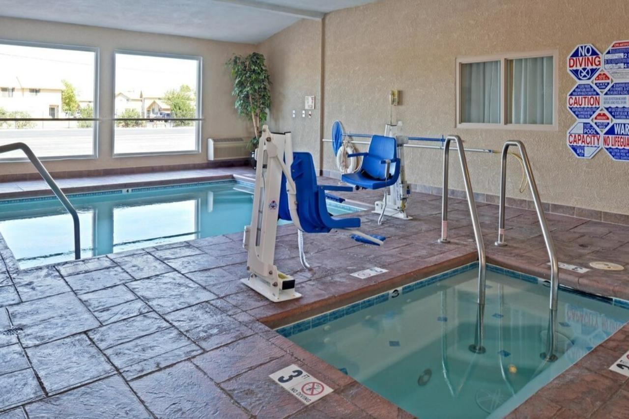 Americas Best Value Inn Westmorland Exterior foto