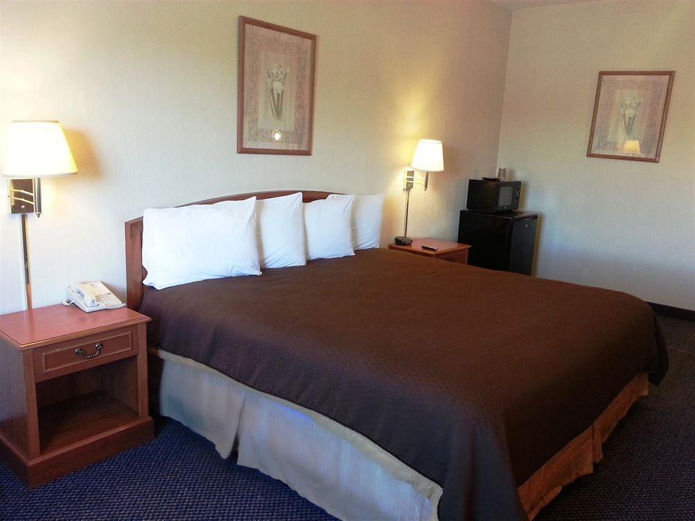 Americas Best Value Inn Westmorland Exterior foto